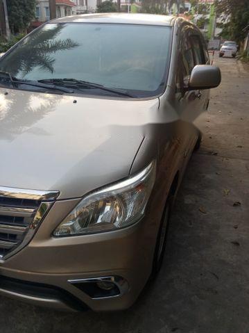 Toyota Innova E 2013 - Bán Toyota Innova E sản xuất năm 2013, màu bạc chính chủ, 509tr