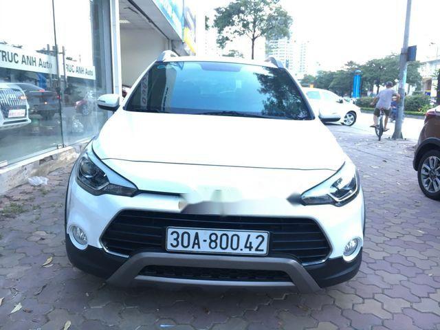 Hyundai i20 Active 1.4AT  2016 - Cần bán Hyundai i20 Active 1.4AT đời 2016, màu trắng, 535tr