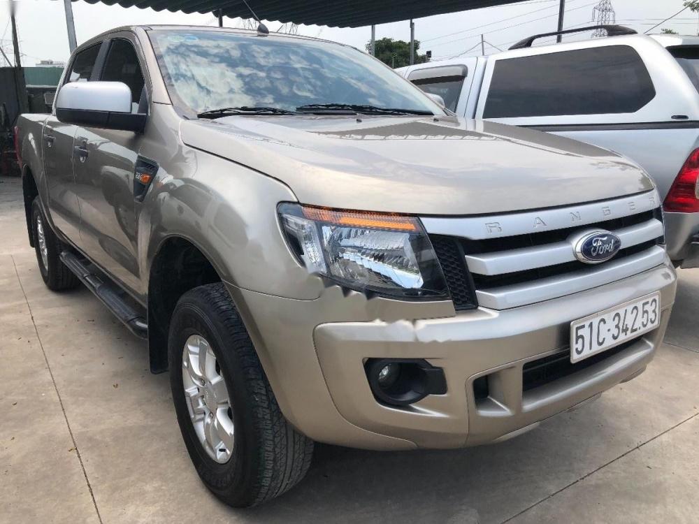 Ford Ranger 2.2L XLS AT 2013 - Cần bán lại xe Ford Ranger 2.2L XLS AT năm sản xuất 2013, màu nâu, nhập khẩu