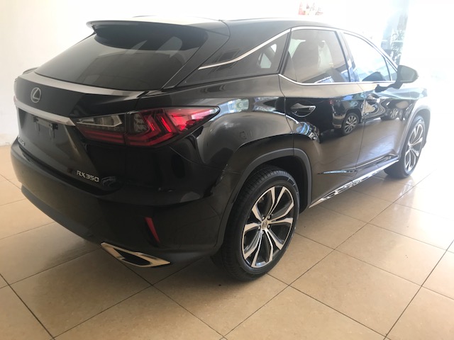 Lexus RX Luxury 2016 - Bán Lexus RX350 Luxury sx 2016, màu đen, xe nhập Nhật, cam kết như mới, đi 9200Km