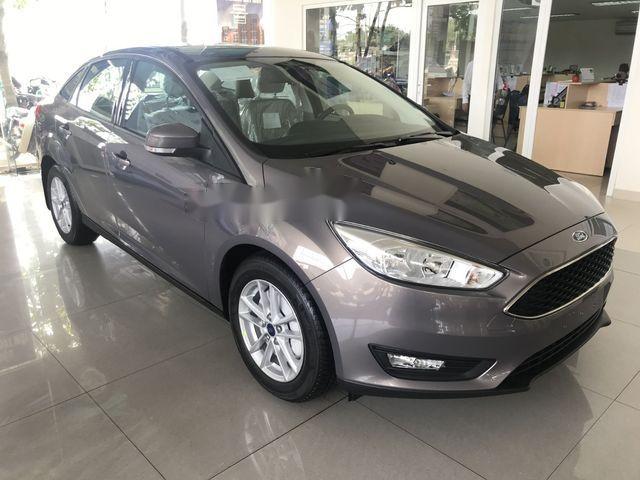 Ford Focus  Trend EcoBoost 1.5L AT  2018 - Bán xe Ford Focus Trend EcoBoost 1.5L AT năm 2018, màu xám 