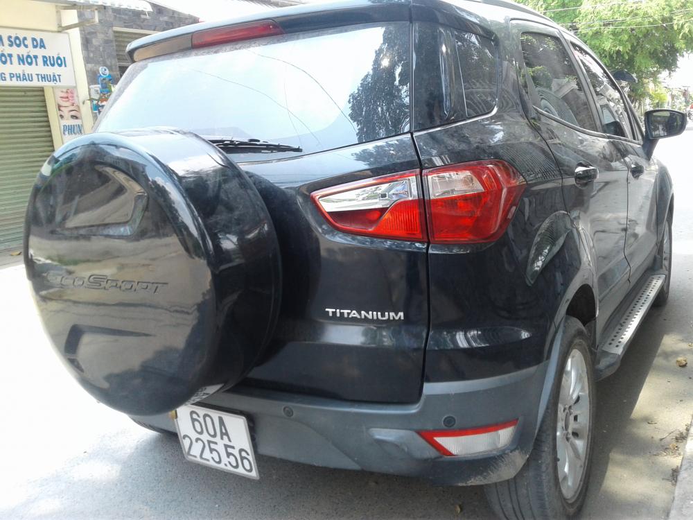 Ford EcoSport Titanium 2015 - Bán Ford Ecosport Titanium 7/2015 sử dụng đúng 25.000km