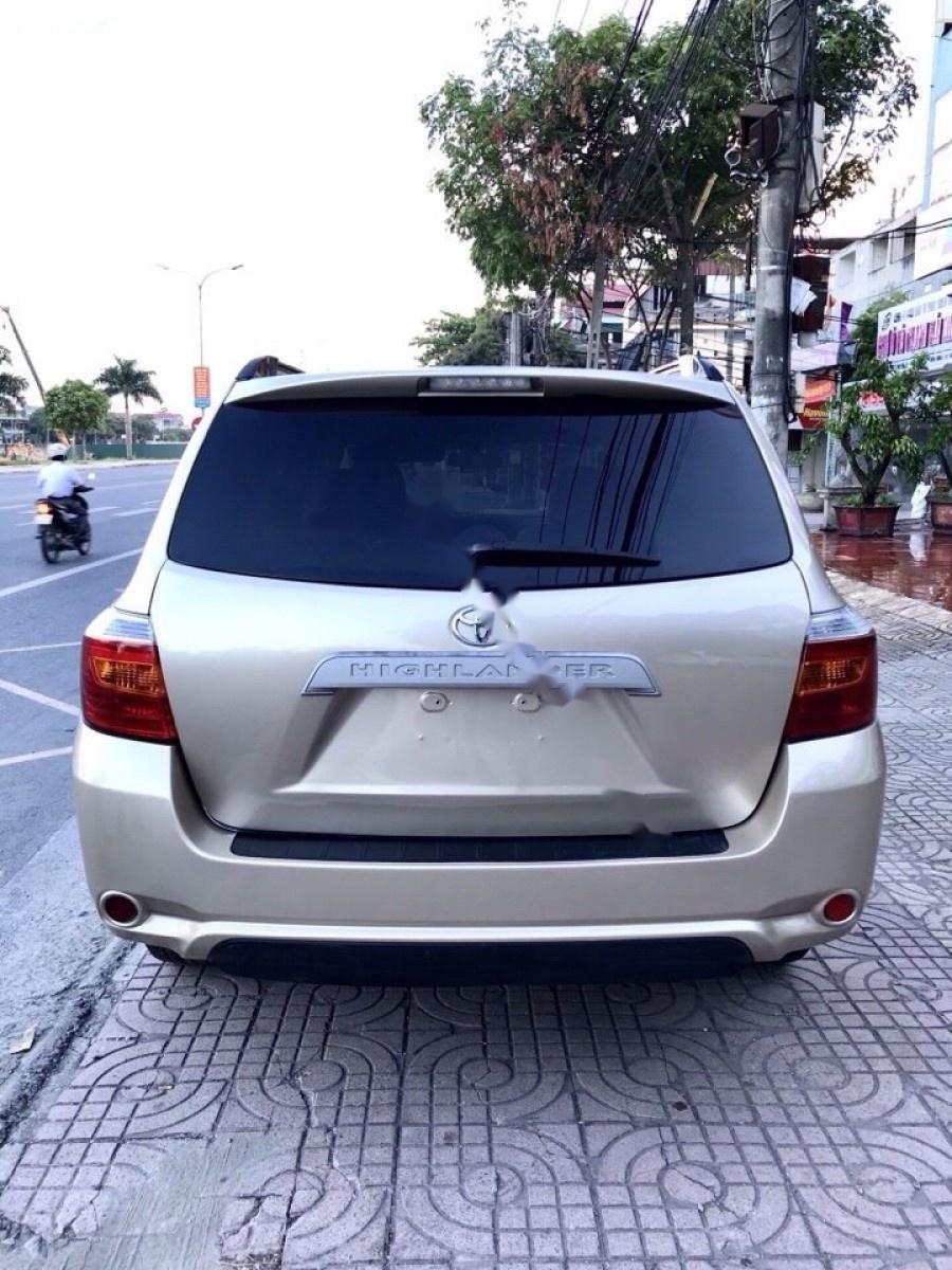 Toyota Highlander 2010 - Bán Toyota Highlander đời 2010, nhập khẩu nguyên chiếc, giá 870tr