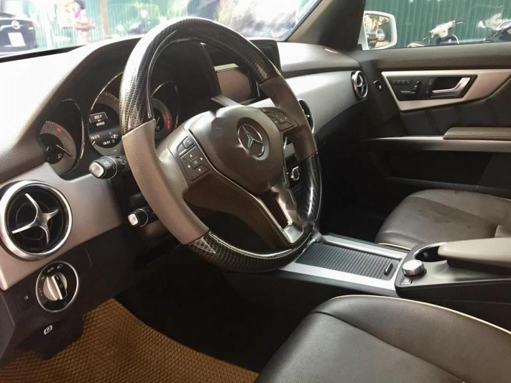 Mercedes-Benz GLK Class 250 4Matic 2014 - Cần bán lại xe Mercedes 250 4Matic đời 2014, màu trắng