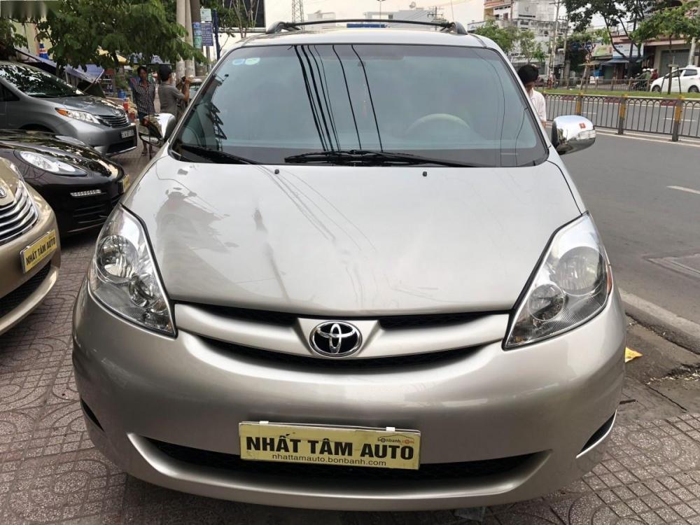 Toyota Sienna 3.5 LE 2008 - Bán Toyota Sienna 3.5 LE đời 2008, nhập khẩu còn mới