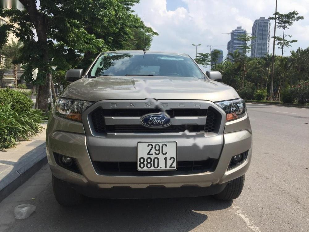 Ford Ranger XLS 2.2AT 2018 - Cần bán Ford Ranger XLS 2.2AT sản xuất năm 2018, nhập khẩu