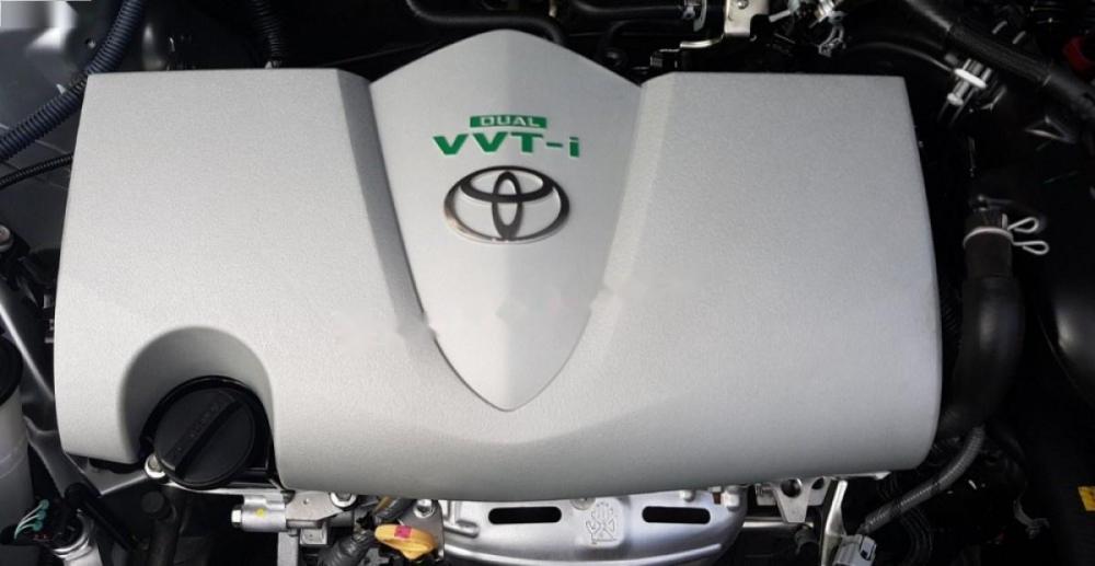 Toyota Vios G 1.5AT 2016 - Cần bán gấp Toyota Vios G 1.5AT năm sản xuất 2016, màu bạc, 545tr
