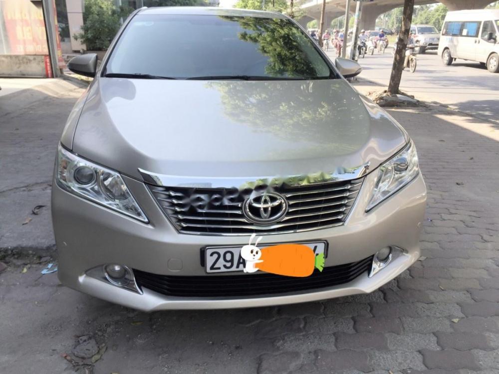 Toyota Camry 2.5G 2014 - Bán Toyota Camry 2.5G 2014 như mới, giá chỉ 819 triệu