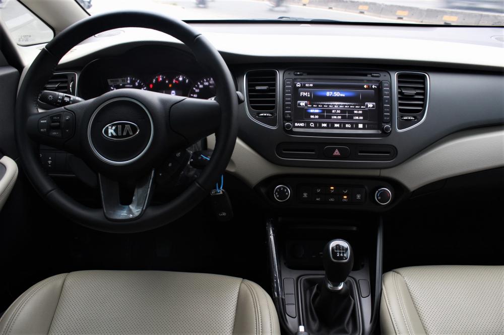 Kia Rondo 2018 - Bán Kia Rondo máy dầu 1.7L, số tự động, 2018, tiết kiệm nhiên liệu tối đa, Lh: 0938.900.433