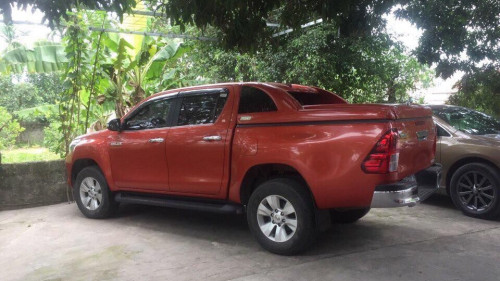 Toyota Hilux   3.0 AT  2015 - Bán xe Toyota Hilux 3.0 AT sản xuất 2015, màu đỏ chính chủ, 720tr