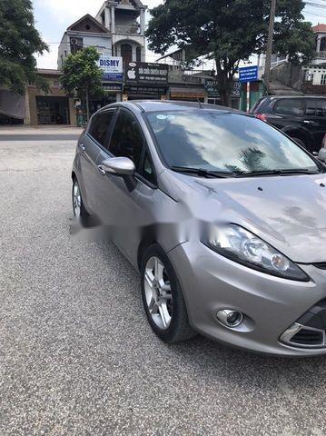 Ford Fiesta 2011 - Bán ô tô Ford Fiesta đời 2011 đẹp như mới, giá chỉ 365 triệu