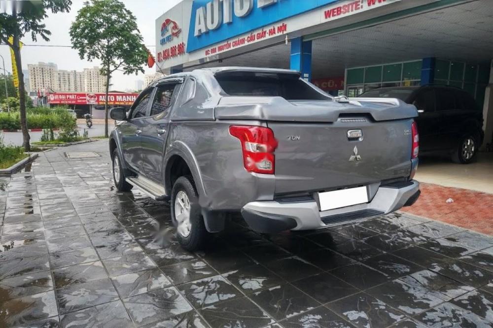 Mitsubishi Triton 2016 - Bán Mitsubishi Triton năm 2016, màu xám, nhập khẩu nguyên chiếc số tự động