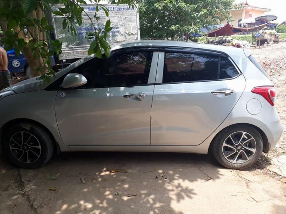 Hyundai Grand i10 1.0L 2017 - Bán ô tô Hyundai Grand i10 1.0L năm 2017, màu bạc, nhập khẩu nguyên chiếc, 390 triệu