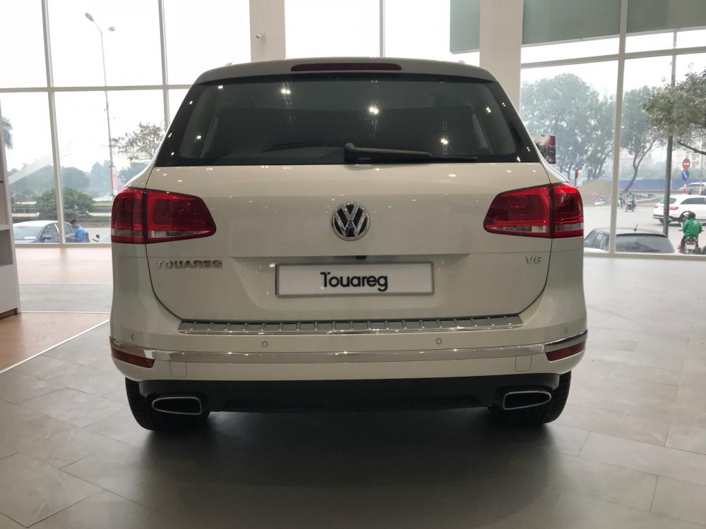 Volkswagen Touareg 2018 - Bán Volkswagen Touareg 2018, nhập khẩu nguyên chiếc từ Đức