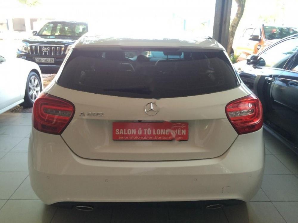 Mercedes-Benz A class 2014 - Cần bán lại xe Mercedes sản xuất năm 2014, màu trắng, xe nhập, 855 triệu