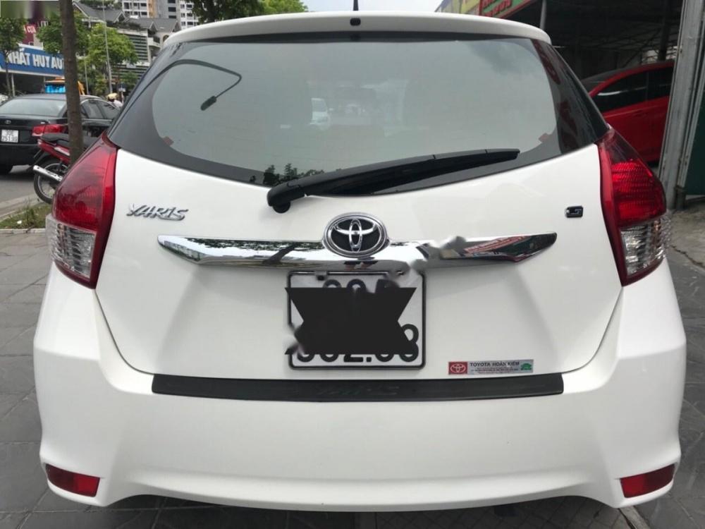 Toyota Yaris 2015 - Bán ô tô Toyota Yaris đời 2015, màu trắng, nhập khẩu như mới giá cạnh tranh