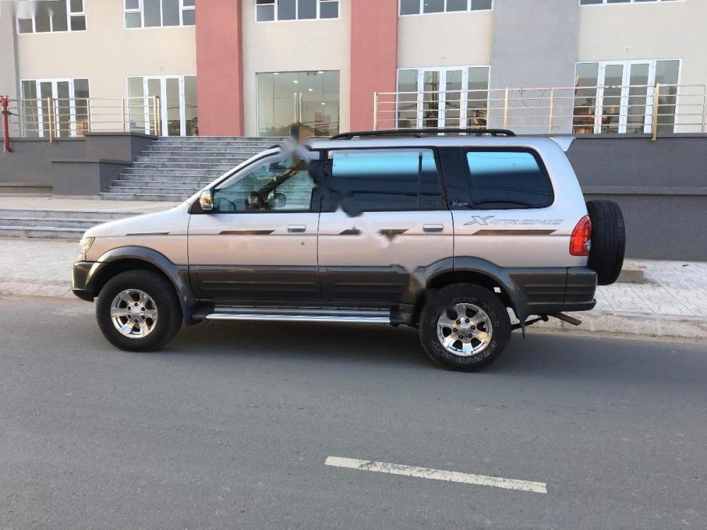 Isuzu Hi lander 2.5 MT 2006 - Bán xe Isuzu Hi lander 2.5 MT đời 2006, màu bạc