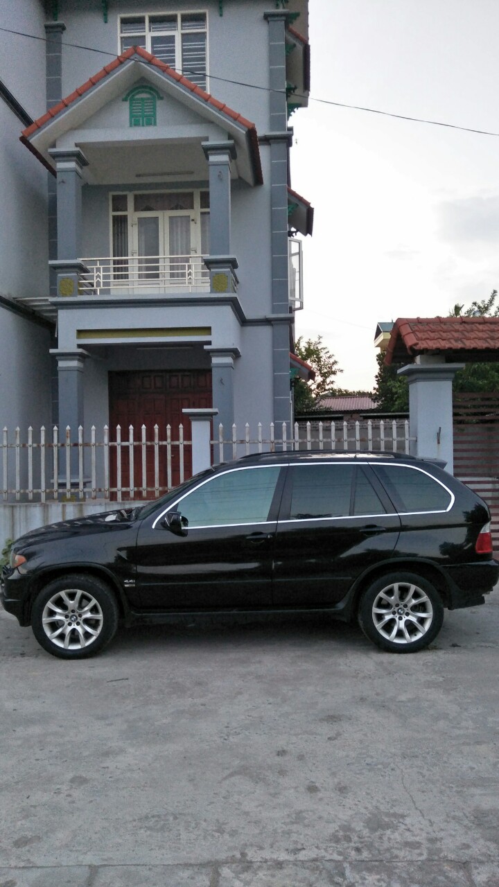 BMW X5 2006 - Bán BMW X 5. 4.4i nhập khẩu tại Mỹ sản xuất 2006 đăng ký lần đầu 2010. Xe chính chủ, số tự động, xe hai cầu, biển HN