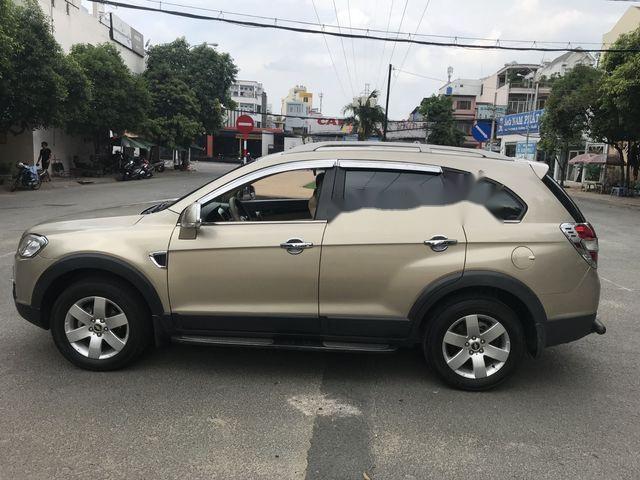 Chevrolet Captiva 2008 - Cần bán gấp Chevrolet Captiva sản xuất 2008