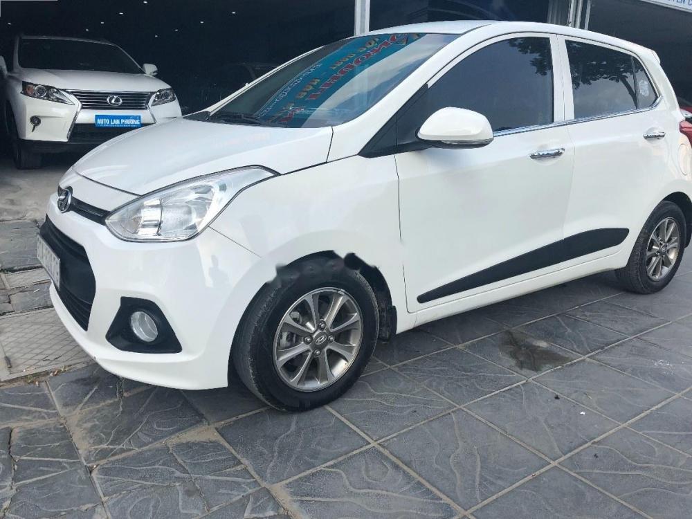 Hyundai Premio 2015 - Bán Hyundai Grand i10 2015, màu trắng, xe nhập