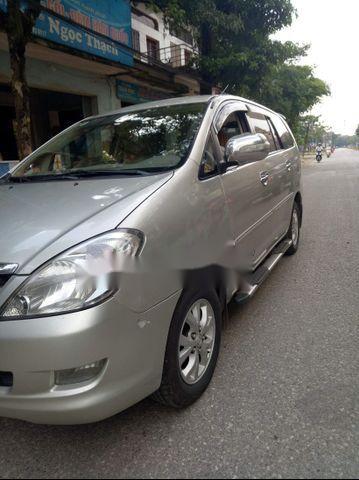 Toyota Innova 2008 - Bán xe Toyota Innova năm 2008, màu bạc xe gia đình, 410tr