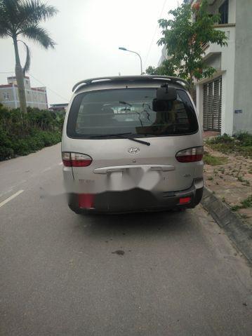 Hyundai Starex    2006 - Bán Hyundai Starex đời 2006, màu bạc, giá chỉ 270 triệu