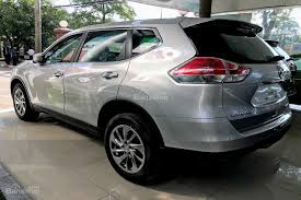 Nissan X trail SV 2018 - Cần bán Nissan X trail SV đời 2018, màu bạc