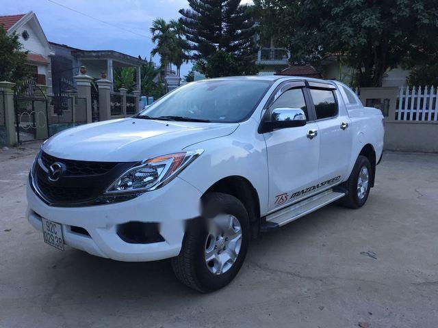 Mazda BT 50 2013 - Bán Mazda BT 50 đời 2013, màu trắng, giá 450tr