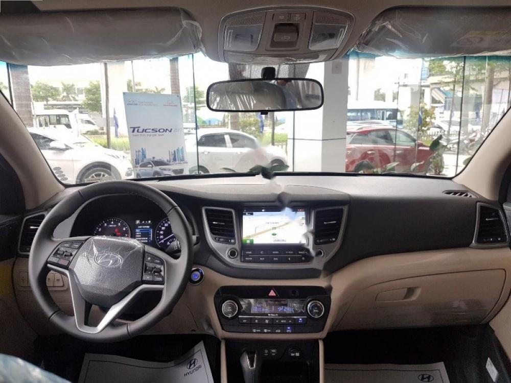 Hyundai Tucson 2.0 ATH 2018 - Cần bán xe Hyundai Tucson 2.0 ATH đời 2018, màu đen, 828 triệu