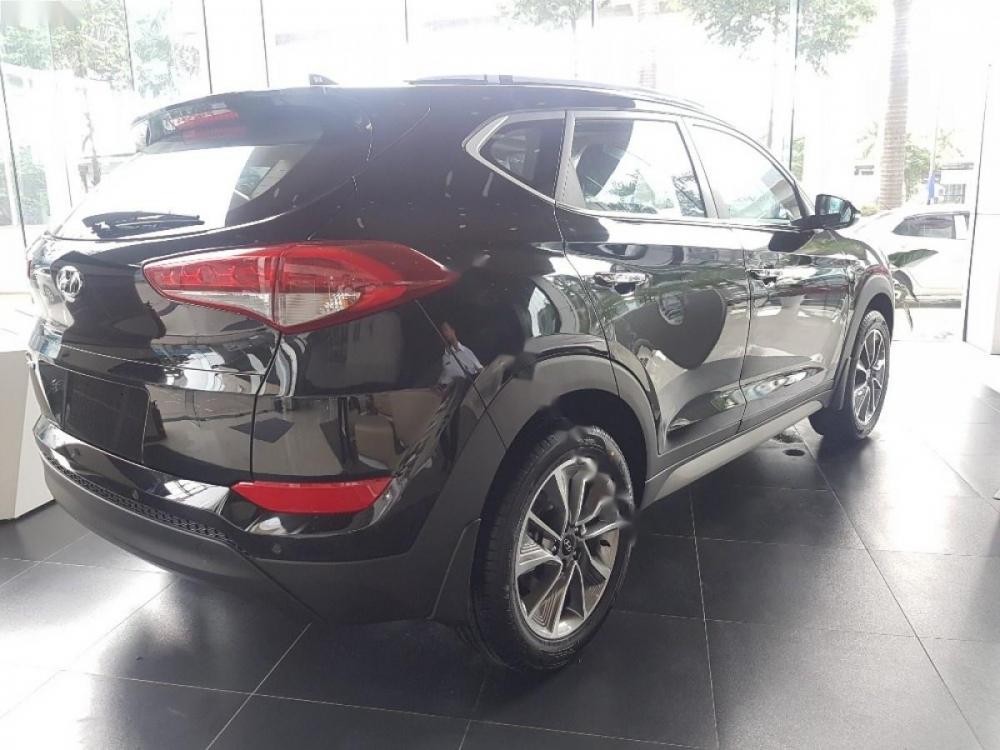 Hyundai Tucson 2.0 ATH 2018 - Cần bán xe Hyundai Tucson 2.0 ATH đời 2018, màu đen, 828 triệu