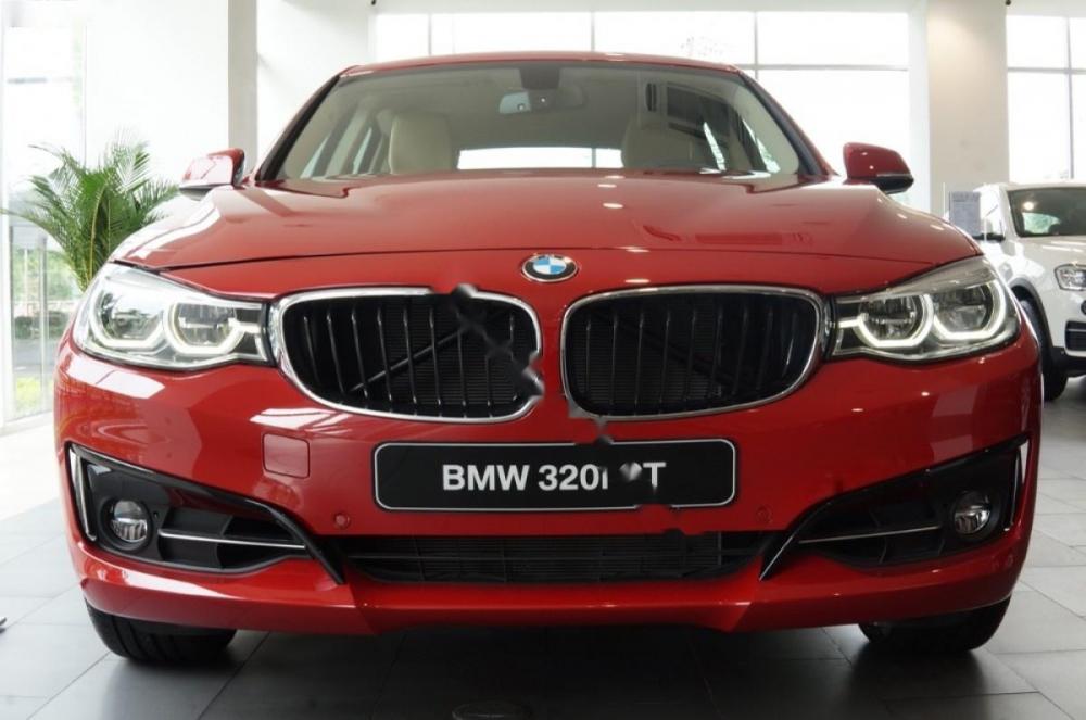 BMW 3 Series 320i GT 2017 - Bán BMW 3 Series 320i Gran Turismo năm 2017, màu đỏ, xe nhập