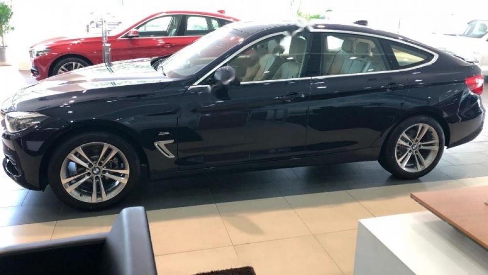 BMW 3 Series 320i GT 2017 - Bán xe BMW 3 Series 320i GT 2017, màu xanh lam, nhập khẩu