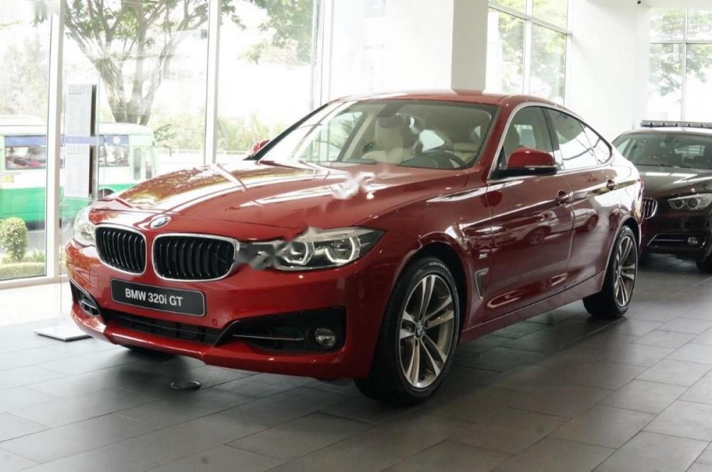 BMW 3 Series 320i GT 2017 - Bán BMW 3 Series 320i Gran Turismo năm 2017, màu đỏ, xe nhập