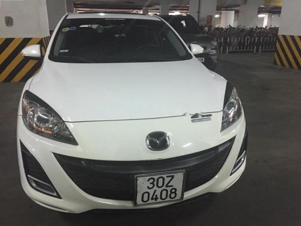 Mazda 3 2011 - Cần bán gấp Mazda 3 năm sản xuất 2011, màu trắng, nhập khẩu nguyên chiếc