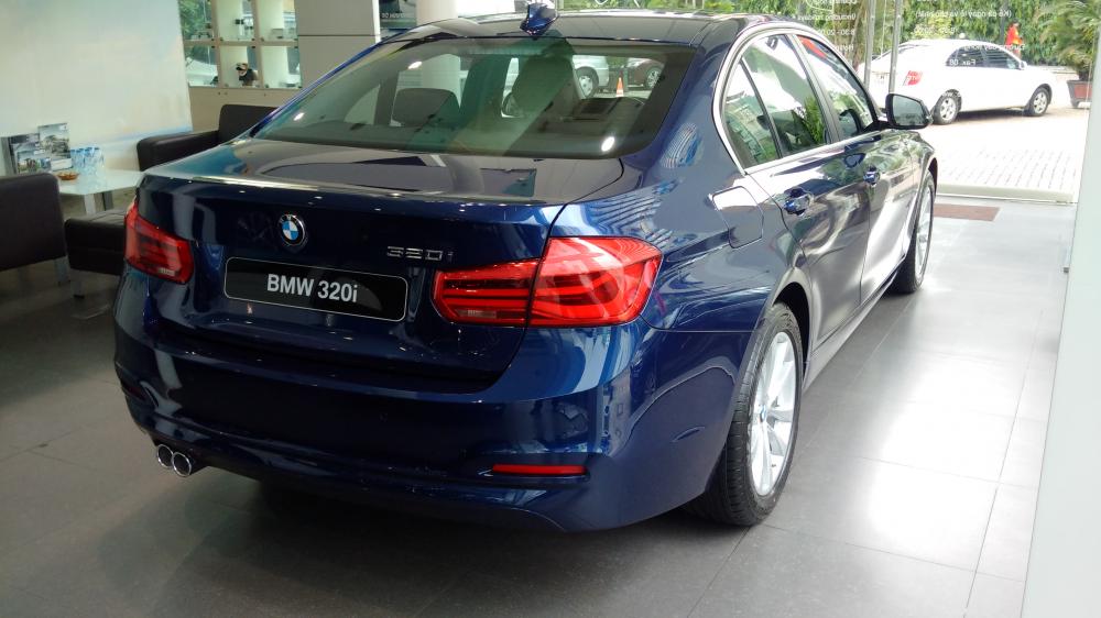 BMW 3 Series 320i 2016 - Bán BMW 320i tại Đà Nẵng, màu xanh