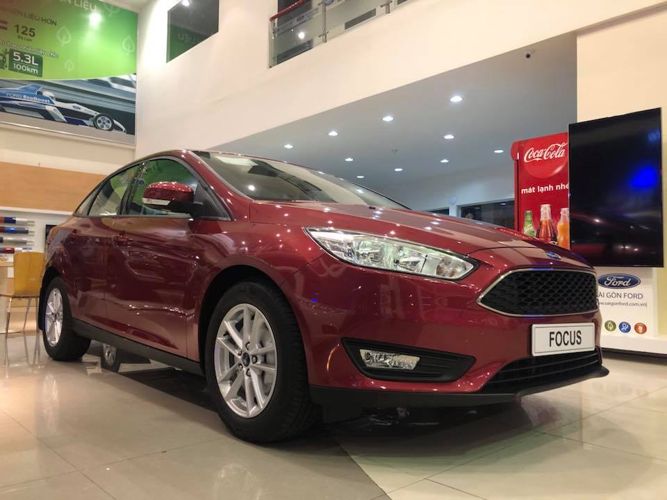 Ford Focus Trend 1.5 AT Ecoboost  2018 - Bán Ford Focus New 2018 đủ màu, xe giao ngay giá ưu đãi nhất kèm quà tặng hấp dẫn hotline: 0938.516.017