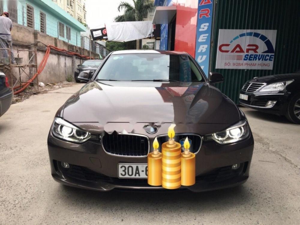 BMW 3 Series 320i 2014 - Chính chủ bán BMW 3 Series 320i đời 2014, màu nâu, xe nhập