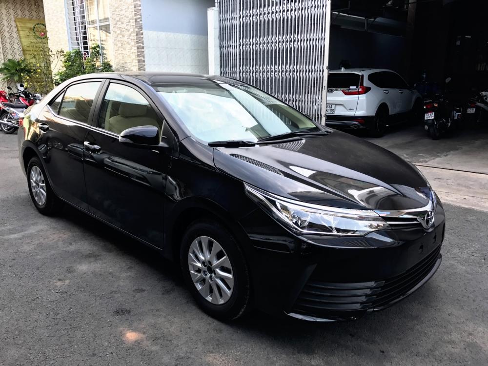 Toyota Corolla E 2018 - Bán Toyota Corolla Altis 2018 giảm giá cực khủng, hỗ trợ trả góp 90%, LH 0899152959 gặp Mười