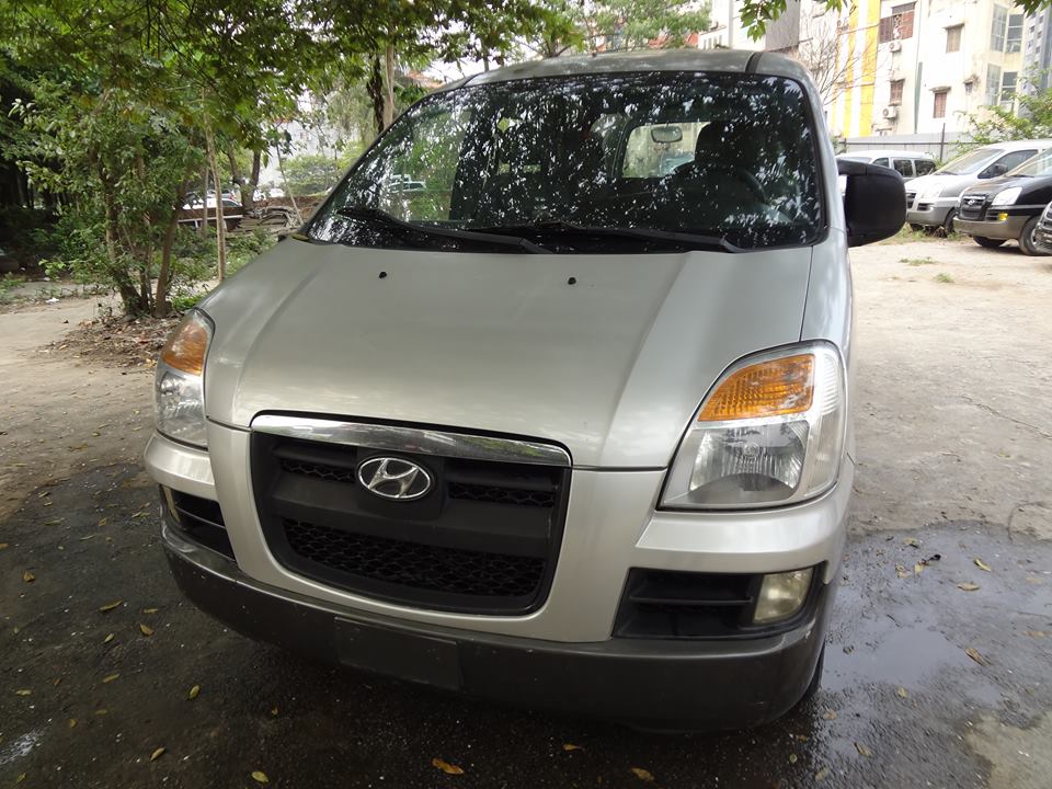 Hyundai H-1 Starex Cũ   GXR - 6 Chỗ 800kg Máy Cơ 2004 - Xe Cũ Hyundai H-1 Starex GXR - 6 Chỗ 800kg Máy Cơ 2004