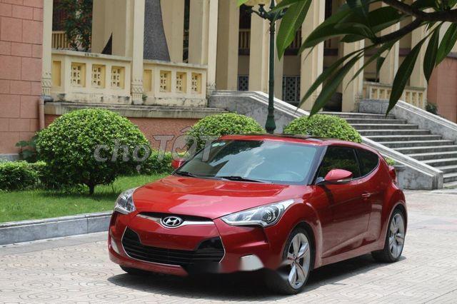 Hyundai Veloster 2011 - Bán ô tô Hyundai Veloster năm sản xuất 2011, màu đỏ, nhập khẩu nguyên chiếc như mới, giá tốt