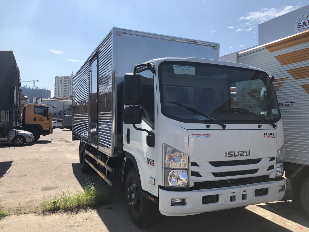 Isuzu NQR Mới  N-series 75ME4 Tải Trọng 5 Tấn Thùng Dài 6m2 2018 - Xe Mới Isuzu N-series NQR75ME4 Tải Trọng 5 Tấn Thùng Dài 6m2 2018