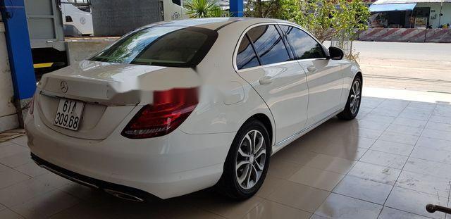 Mercedes-Benz C class  C200 2016 - Bán Mercedes C200 sản xuất năm 2016, màu trắng, giá tốt