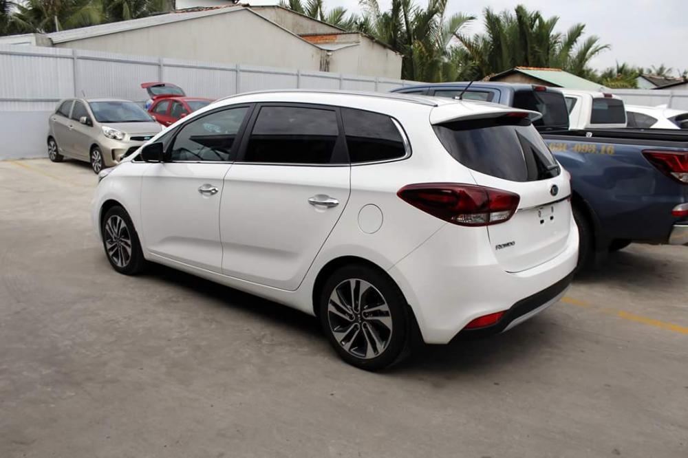 Kia Rondo GATH 2018 - Bán xe Kia Rondo GATH năm 2018, màu trắng, giá tốt