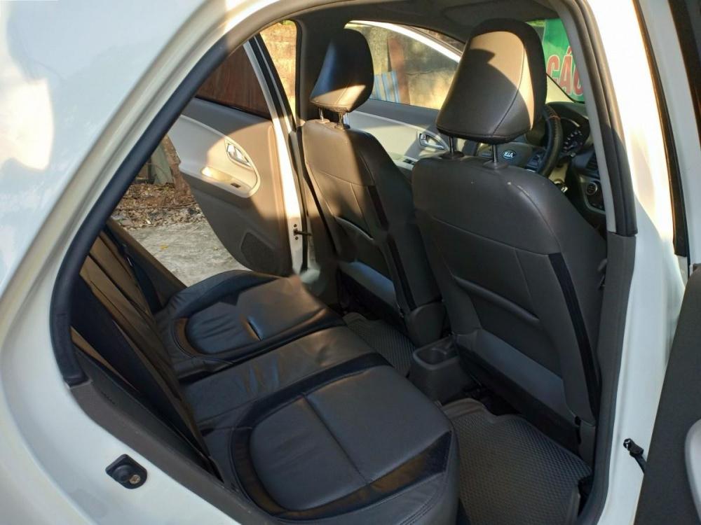 Kia Morning S AT 2015 - Cần bán xe Kia Morning S AT sản xuất 2015, màu trắng xe gia đình, 332 triệu