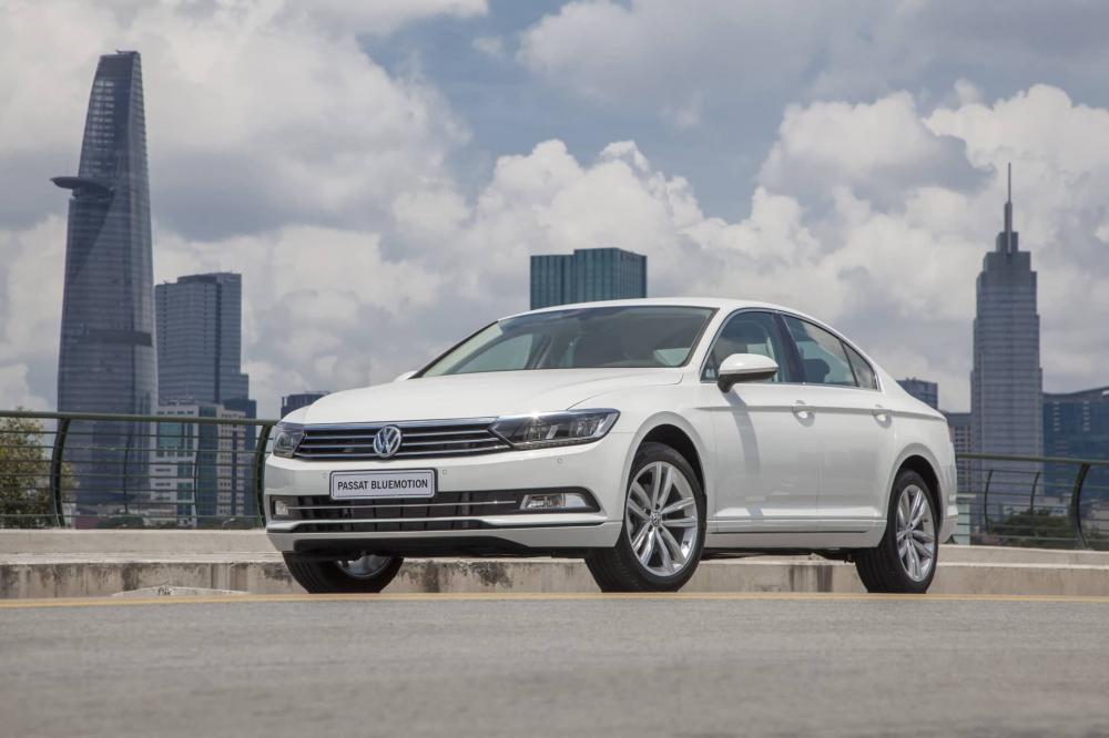 Volkswagen Passat E 2018 - Bán xe Volkswagen Passat E đời 2018, màu trắng, nhập khẩu