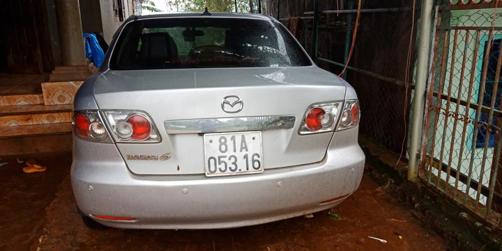 Mazda 3 2003 - Cần bán Mazda 3 sản xuất 2003, màu bạc, nhập khẩu nguyên chiếc xe gia đình giá cạnh tranh
