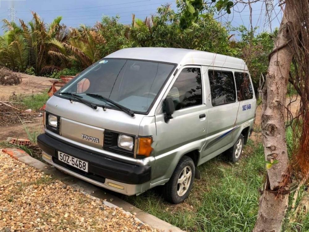 Toyota Liteace KM37  1986 - Cần bán xe Toyota Liteace KM37 năm sản xuất 1986, màu bạc, nhập khẩu nguyên chiếc giá cạnh tranh