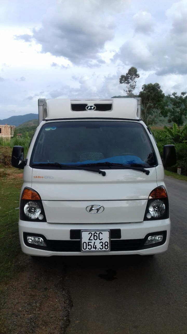 Hyundai Porter 2014 - Bán ô tô Hyundai Porter năm 2014, màu trắng, nhập khẩu