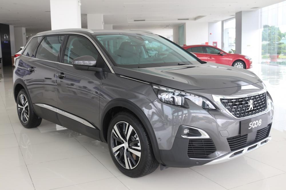 Peugeot 5008 2018 - Bán xe Peugeot 5008 - Có xe giao ngay trong tháng, trả góp 80% xe, lái thử tận nhà