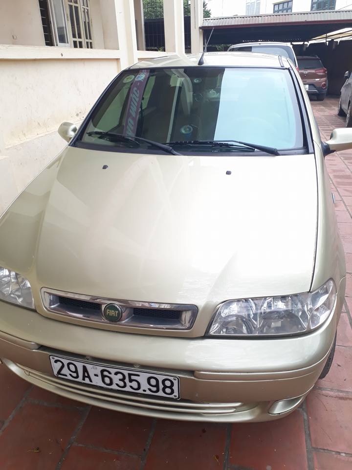 Fiat Albea 2004 - Bán Fiat Albea đời 2004, màu vàng, nhập khẩu nguyên chiếc